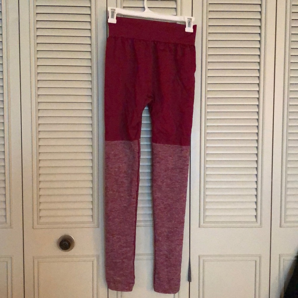 Gym shark leggings
